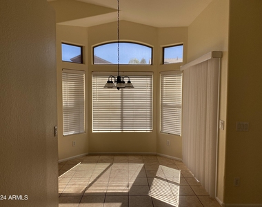 11519 E Persimmon Avenue - Photo Thumbnail 7