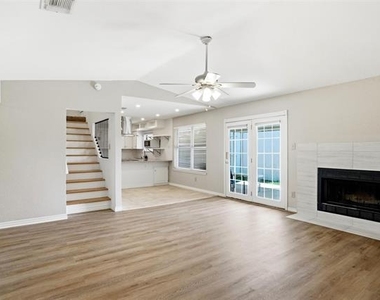 6516 Storm Drive - Photo Thumbnail 3