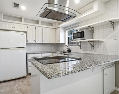 6516 Storm Drive - Photo Thumbnail 2
