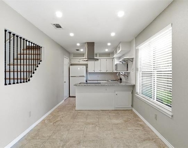 6516 Storm Drive - Photo Thumbnail 4