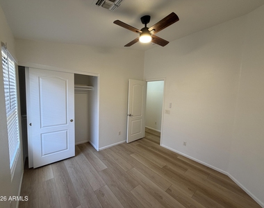 1225 N 159th Drive - Photo Thumbnail 8