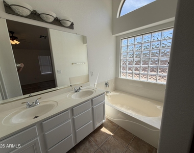 1225 N 159th Drive - Photo Thumbnail 12