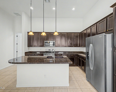 14210 W Harvard Street - Photo Thumbnail 9