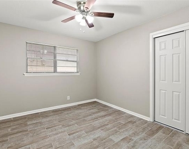 7425 S College Circle - Photo Thumbnail 19