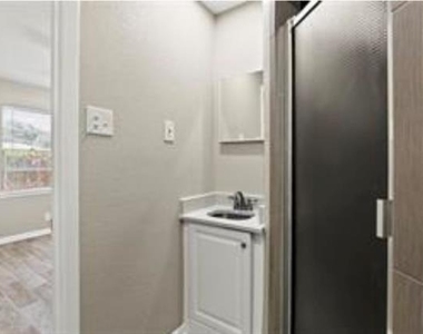 7425 S College Circle - Photo Thumbnail 21