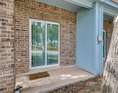 751 Pipeline Court - Photo Thumbnail 24