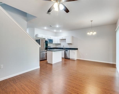 751 Pipeline Court - Photo Thumbnail 3