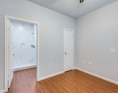 751 Pipeline Court - Photo Thumbnail 12