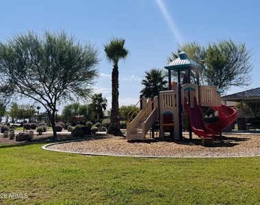 2083 E Velvet Place - Photo Thumbnail 22