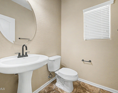 15155 N 145th Avenue - Photo Thumbnail 12