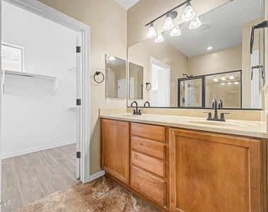 15155 N 145th Avenue - Photo Thumbnail 16