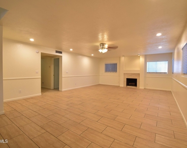5570 W Becker Lane - Photo Thumbnail 9