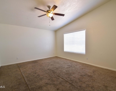 5570 W Becker Lane - Photo Thumbnail 28