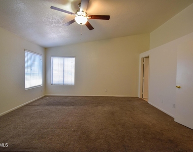 5570 W Becker Lane - Photo Thumbnail 19