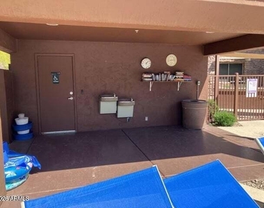 16801 N 94th Street - Photo Thumbnail 43