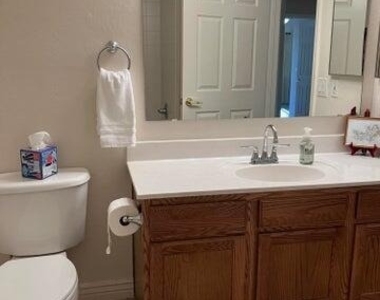 16801 N 94th Street - Photo Thumbnail 25
