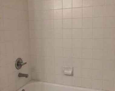 16801 N 94th Street - Photo Thumbnail 26