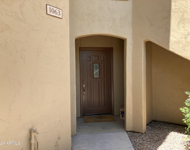 16801 N 94th Street - Photo Thumbnail 5