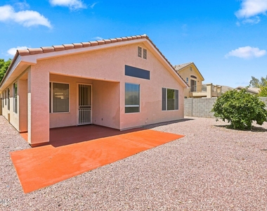 1402 E Shannon Street - Photo Thumbnail 38