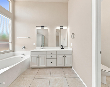 1402 E Shannon Street - Photo Thumbnail 24