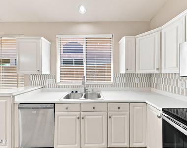 1402 E Shannon Street - Photo Thumbnail 8