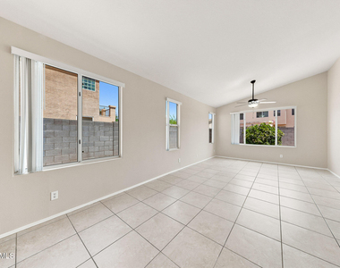 1402 E Shannon Street - Photo Thumbnail 19