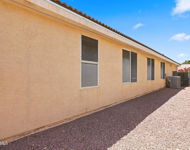 1402 E Shannon Street - Photo Thumbnail 41
