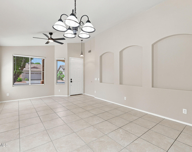 1402 E Shannon Street - Photo Thumbnail 3