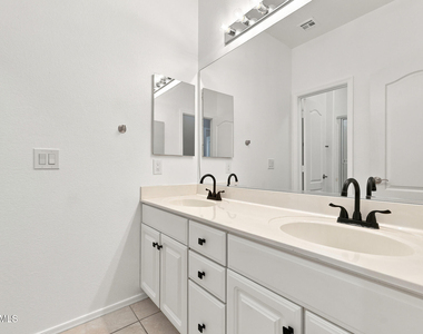 1402 E Shannon Street - Photo Thumbnail 28
