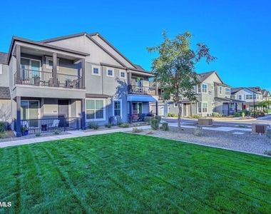 11300 N Casa Dega Drive - Photo Thumbnail 28
