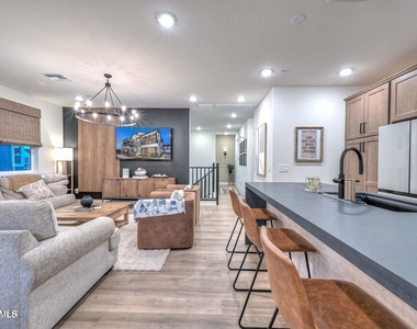 11300 N Casa Dega Drive - Photo Thumbnail 6