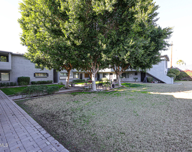 4224 N 12th Street - Photo Thumbnail 5