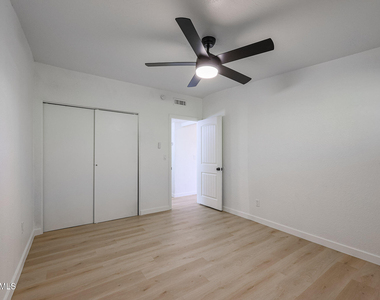 4224 N 12th Street - Photo Thumbnail 16