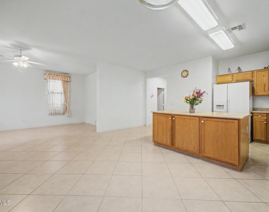 3860 E Battala Avenue - Photo Thumbnail 13