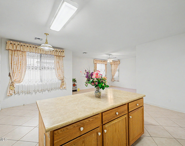 3860 E Battala Avenue - Photo Thumbnail 17
