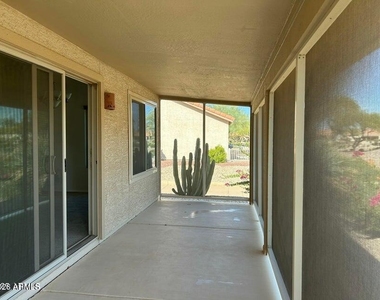 1807 E Lindrick Drive - Photo Thumbnail 2