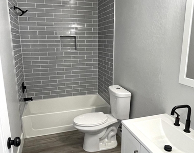 1731 E Jeanne Lane - Photo Thumbnail 7