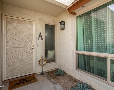 1923 E Duke Drive - Photo Thumbnail 4