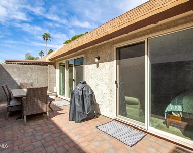 1923 E Duke Drive - Photo Thumbnail 23