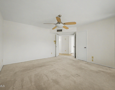 14612 N 49th Way - Photo Thumbnail 20