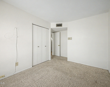 14612 N 49th Way - Photo Thumbnail 28