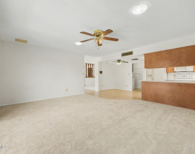 14612 N 49th Way - Photo Thumbnail 14