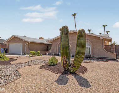 14612 N 49th Way - Photo Thumbnail 5