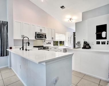 7669 Springwater Place - Photo Thumbnail 36