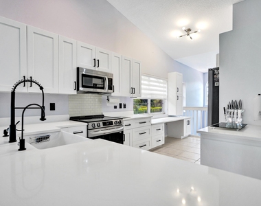 7669 Springwater Place - Photo Thumbnail 37