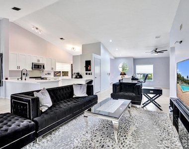 7669 Springwater Place - Photo Thumbnail 27