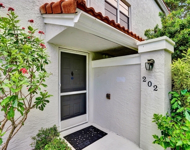 7669 Springwater Place - Photo Thumbnail 5