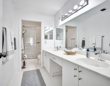 7669 Springwater Place - Photo Thumbnail 54
