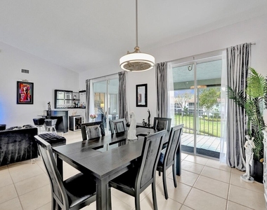 7669 Springwater Place - Photo Thumbnail 35