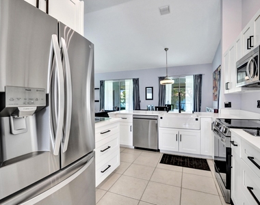 7669 Springwater Place - Photo Thumbnail 43